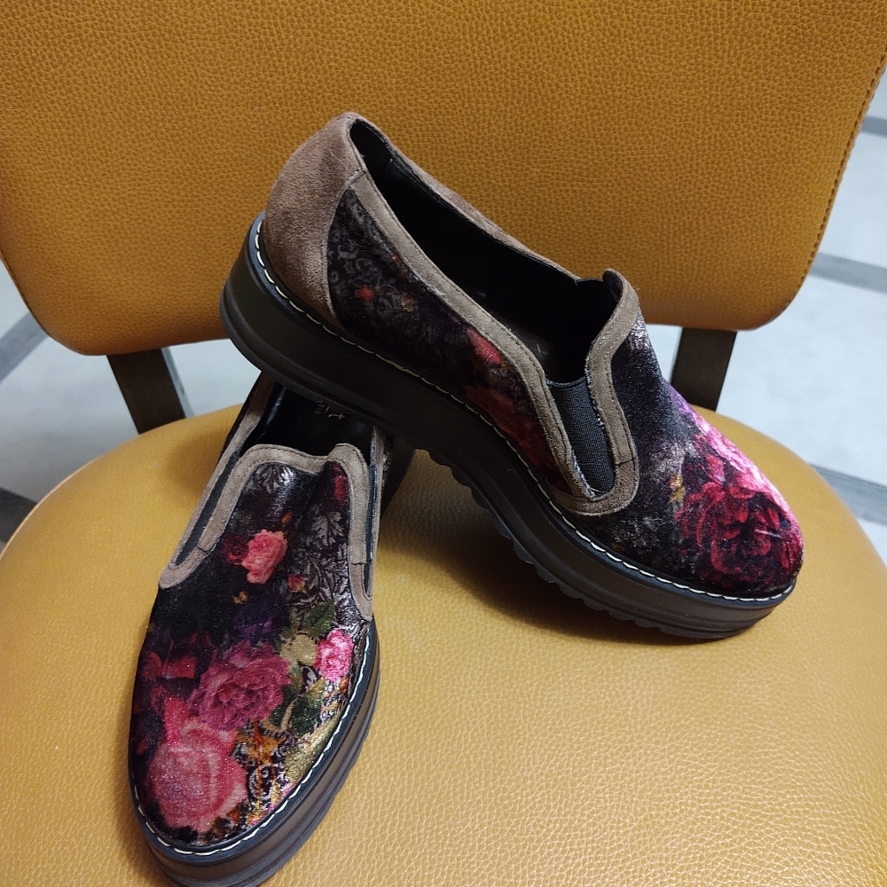 White mountain ladies shoes
